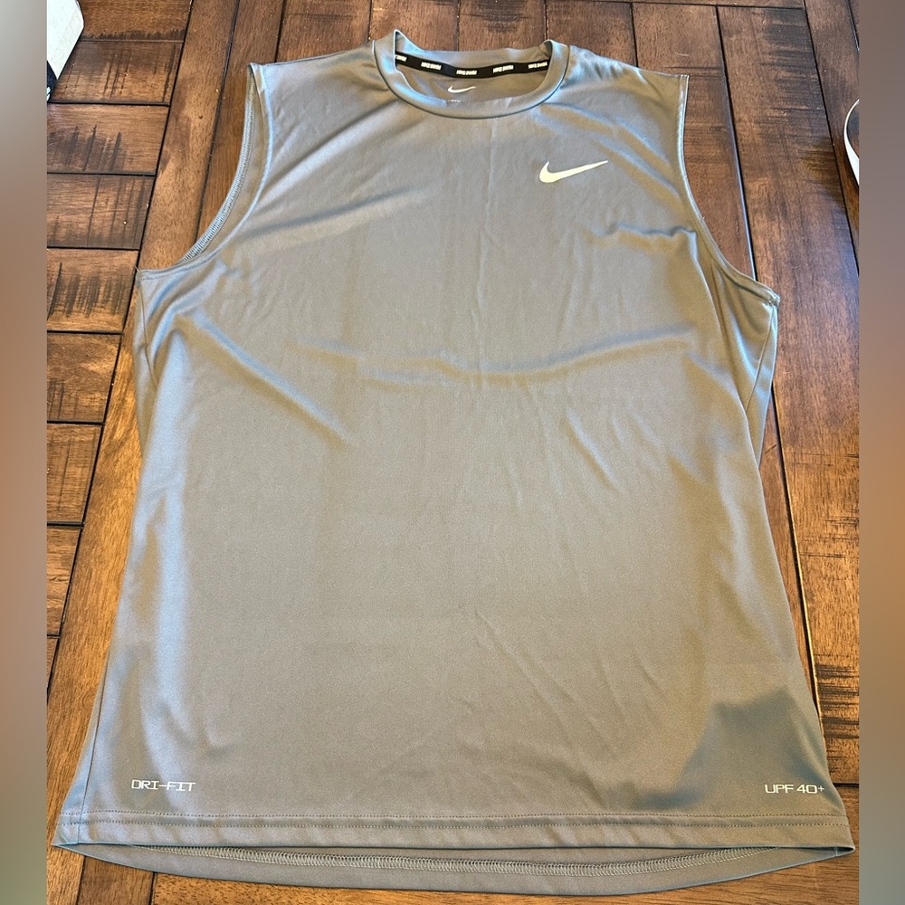 Nike Men's Gray Dri-FIT Sleeveless Shirt